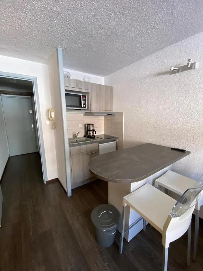 Appartements Avec Balcon Vue Sur La Montagne - Serre Chevalier Chantemerle Saint-Chaffrey Apartment
